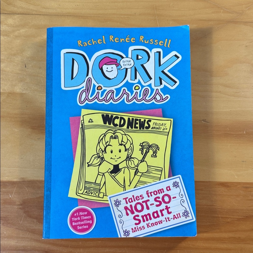 📚2/$6  Tales from a Not-So-Smart Miss Know-It-All #5 in the Dork Diaries Series